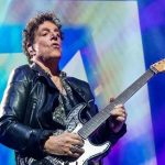 NEAL SCHON & TEDDY SWIMS to Open THRIVES CITY Holiday Ceremony